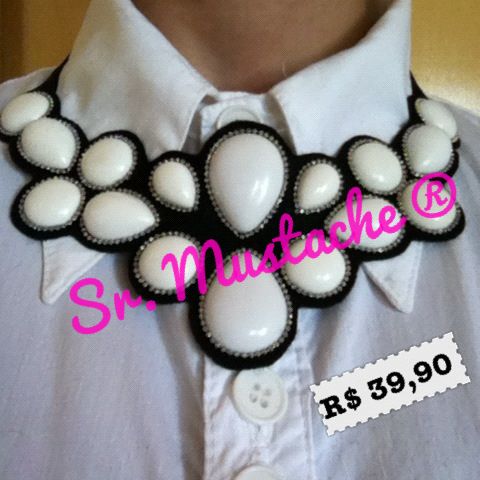 Colar white (sob encomenda)